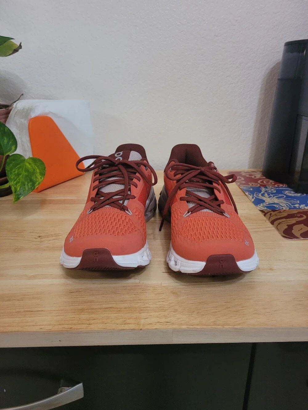 On Running Cloudflyer 5 Running Shoes Size 5.5 Coral Maroon Sneakers